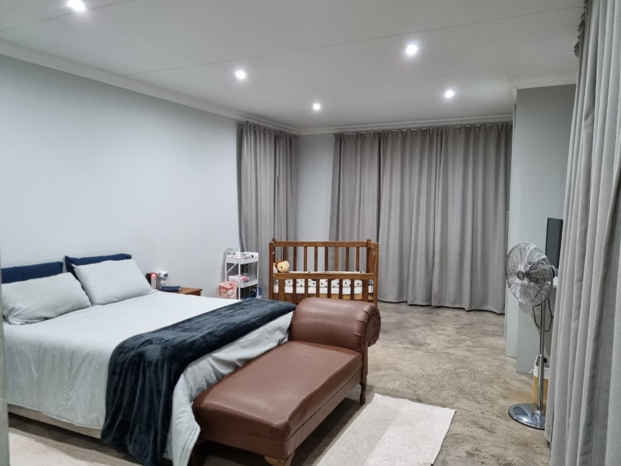 5 Bedroom Property for Sale in Kathu Northern Cape